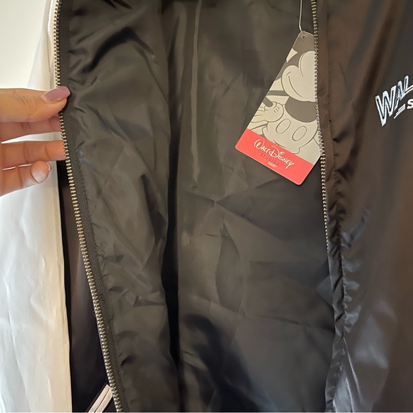 NWT 🆕 Mickey Walt Disney Studio’s Jacket - Picture 6 of 8